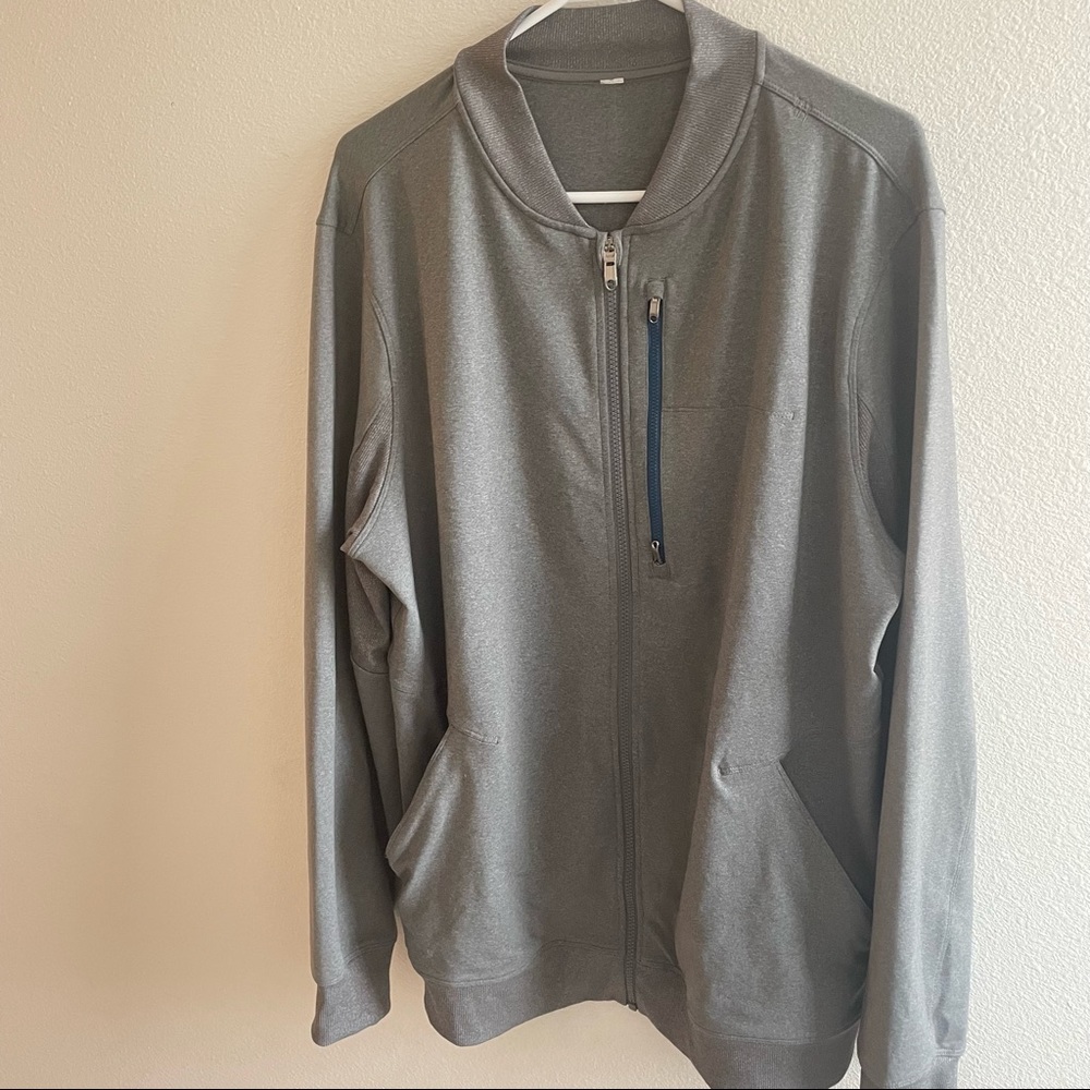 Lululemon Six Pack Jacket in gray & blue color size xx large